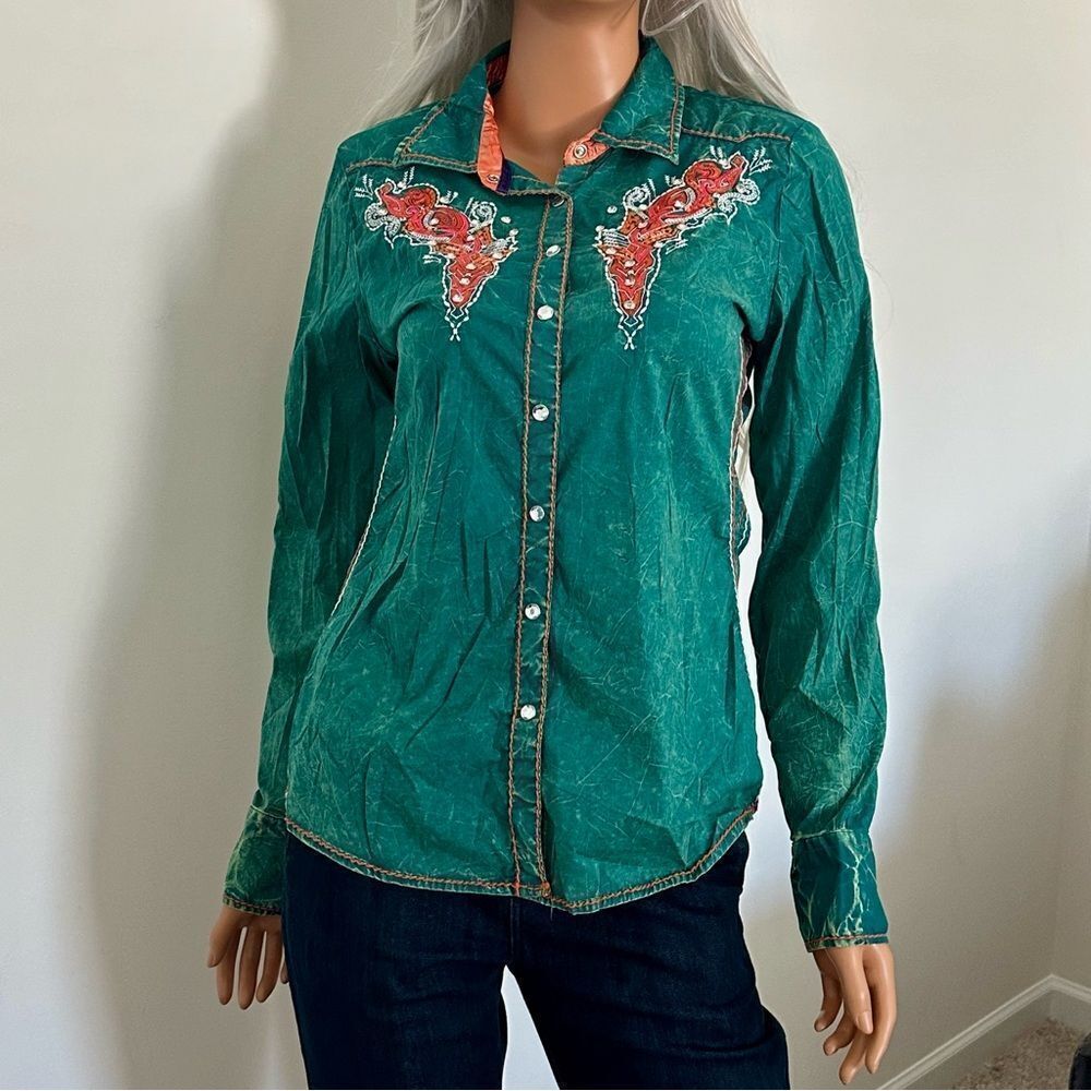 ROAR Western Embroidered Rhinestone Pearl Snap Shirt Roll Tab Sleeves Sz Medium